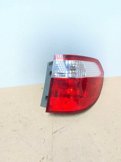 2005 2006 2007 Honda Odyssey Right Passenger RH Side Tail Light AG4803 LK0