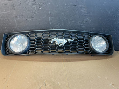 2005 - 2009 Ford Mustang Front Upper Grille Grill OEM ac2197 DG0