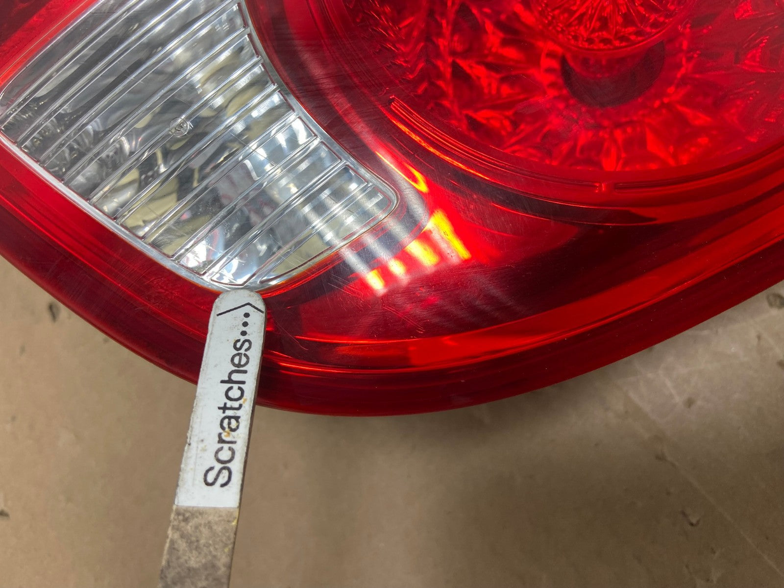 2007 2008 2009 Hyundai Santa Fe Left Driver LH Tail Light Inner AC72623
