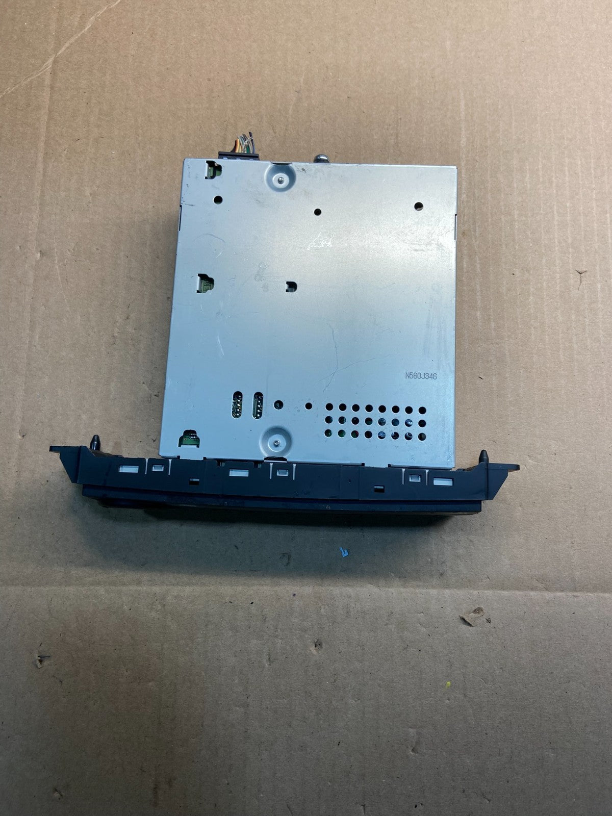 2009 2010 2011 Volkswagen Routan Video DVD Player Z0537 DG4