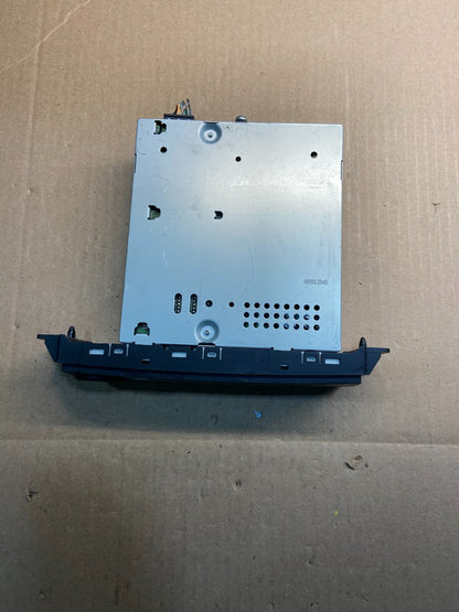 2009 2010 2011 Volkswagen Routan Video DVD Player Z0537 DG4