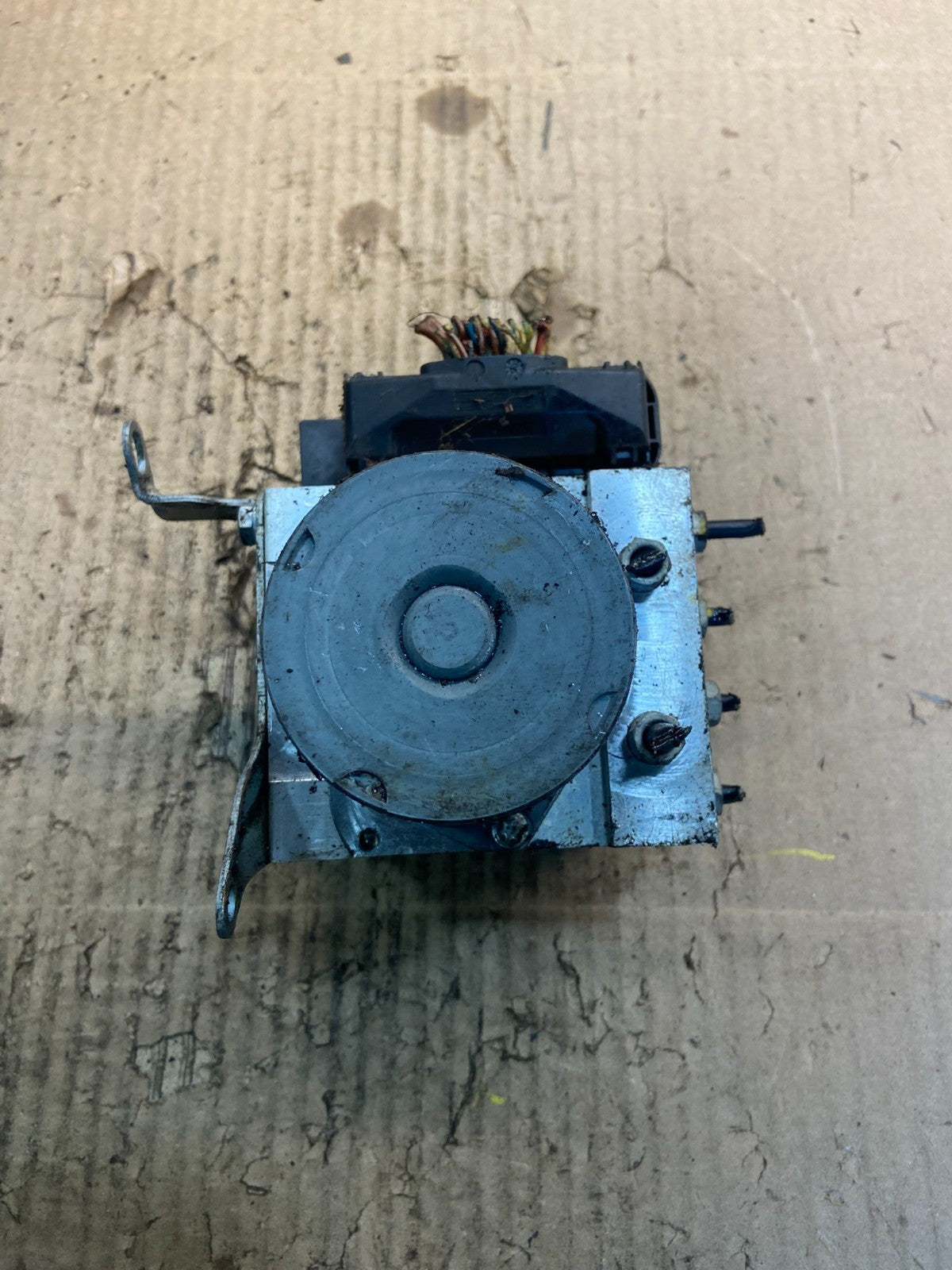 2007 to 2013 BMW 335i ABS Anti-Lock Brake Pump 6768550 OEM z9013 DG5