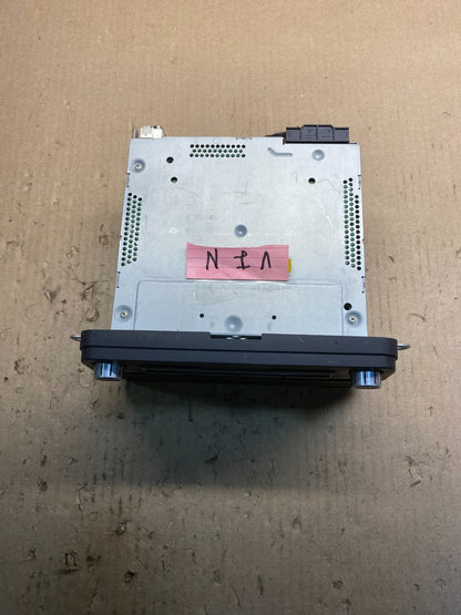 2011 to 2014 Volkswagen Passat Jetta Radio CD Player AM/FM AC0803 DG4