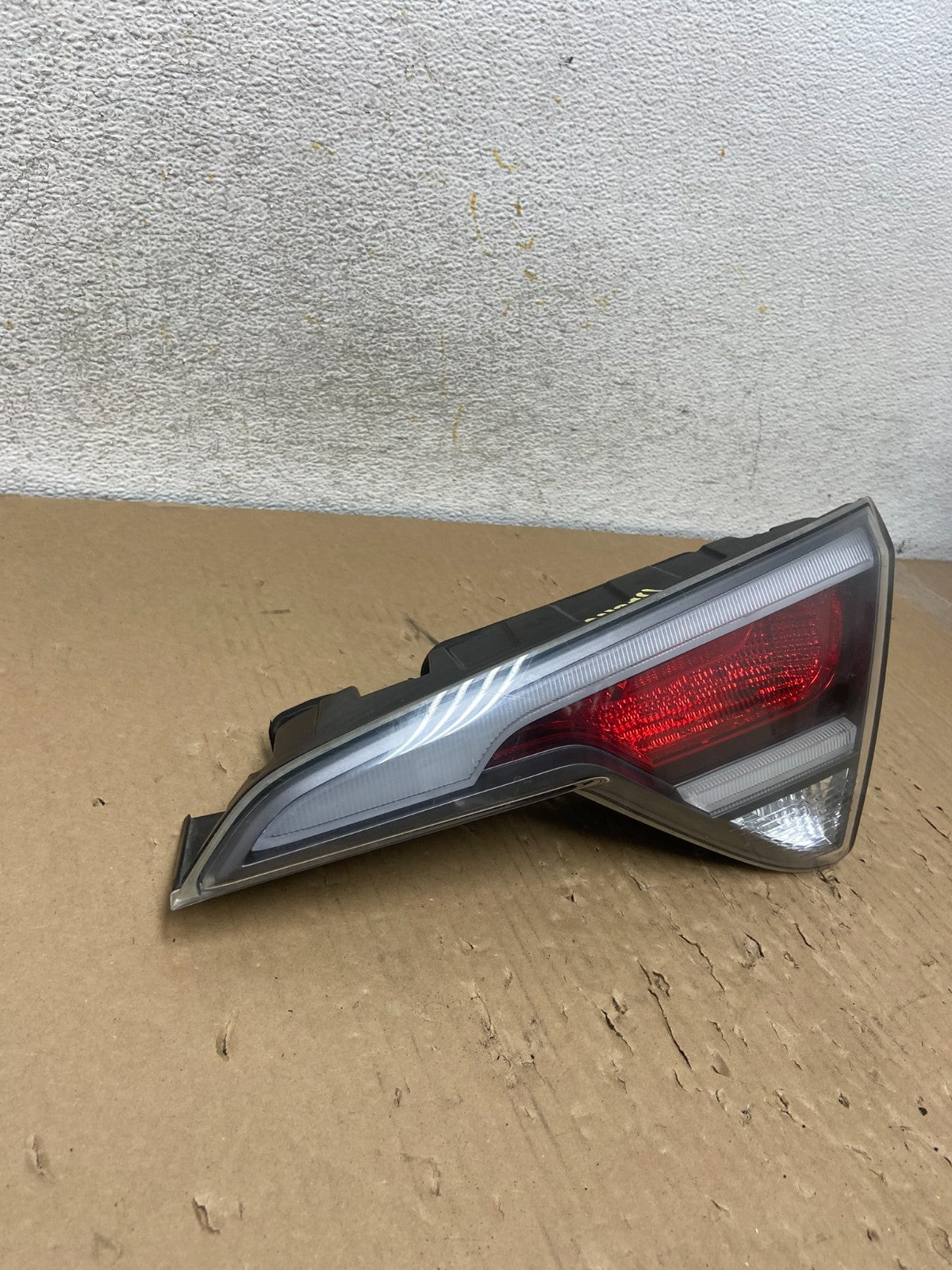 2016 2017 Hyundai Sonata Hybrid Right Passenger Inner Tail Light AH2761 DG1