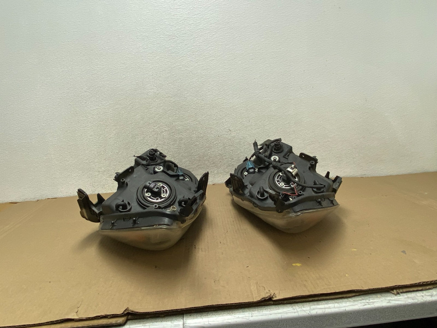2005 2006 2007 Honda Odyssey Left+Right Set Halogen Headlights AG7905 DW12