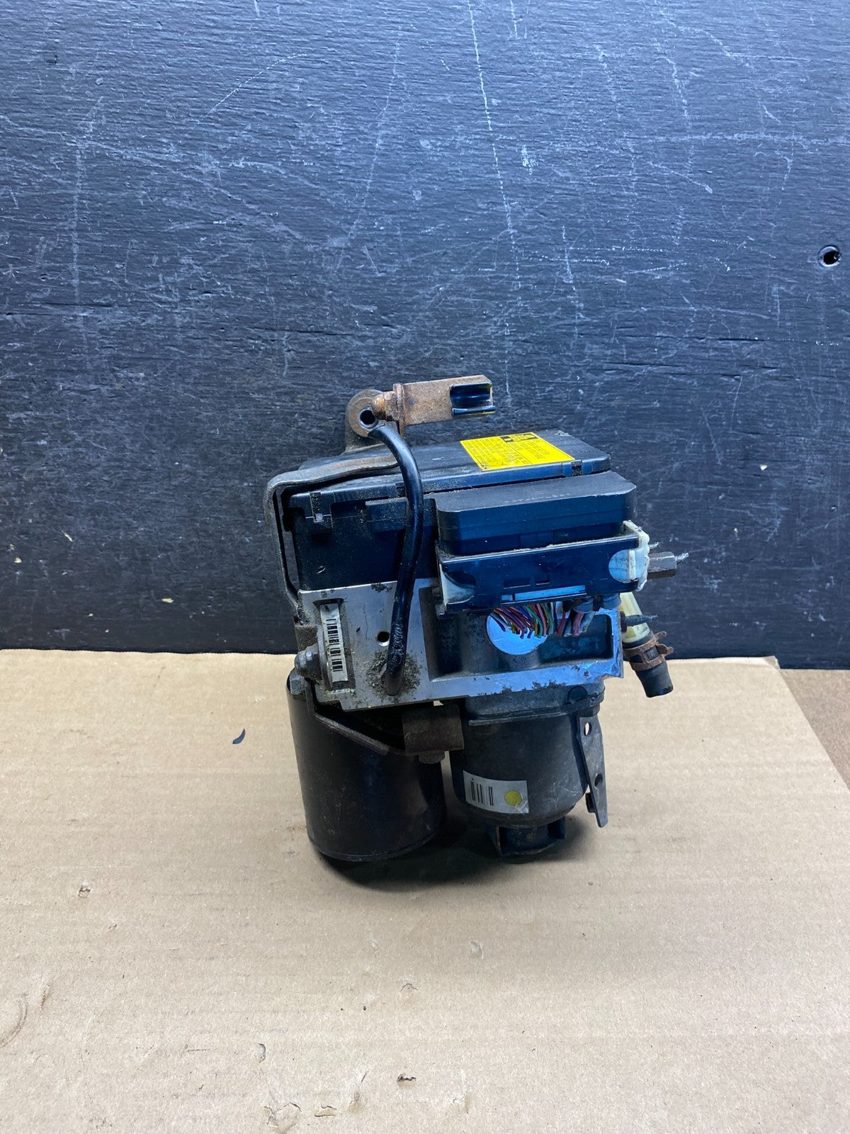 2004 - 2009 Toyota Prius ABS Brake Pump Anti Lock Module AI0136 DW4