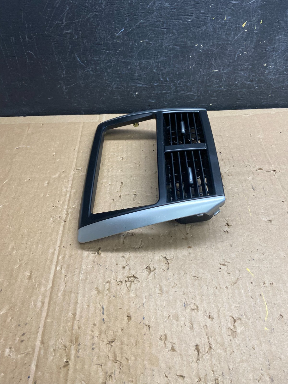 2009 to 2013 Subaru Forester Dash Radio Trim Bezel Center Vent AD6856 DG1