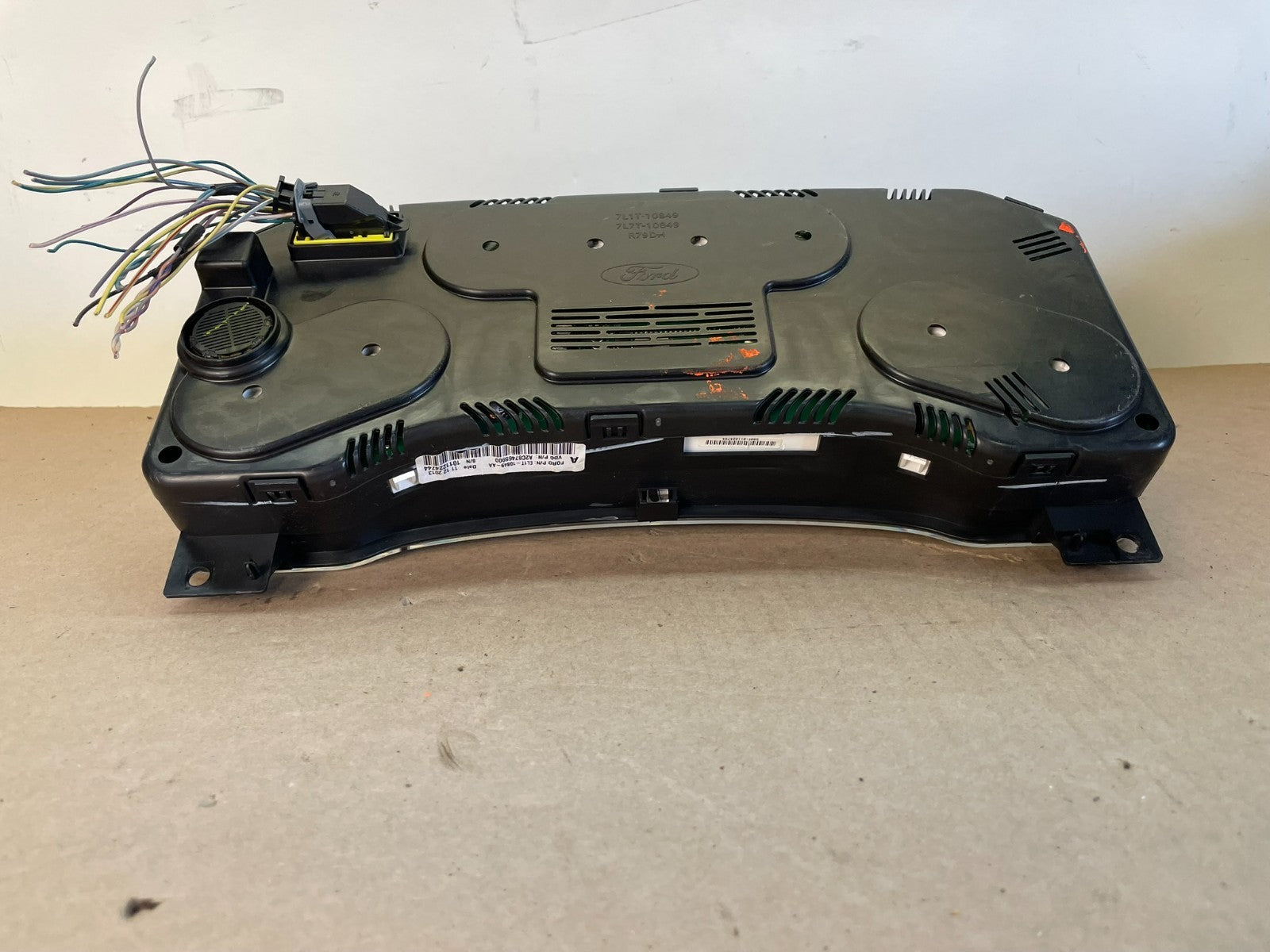 2007 to 2014 Ford Expedition Speedometer Cluster Gauge 7l1t-10849 AG1032 DG8