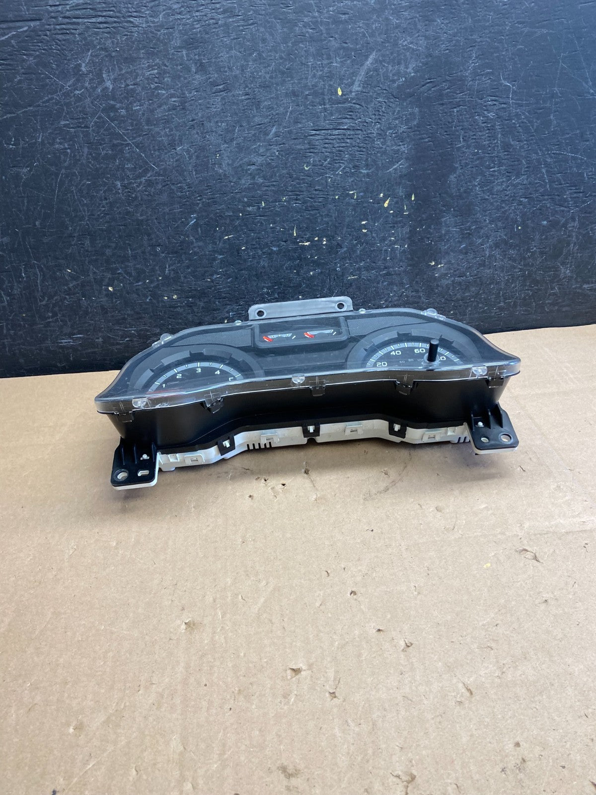 2009 to 2014 Ford E150 E250 VAN Gauge Speedometer Cluster ai3008 DG4