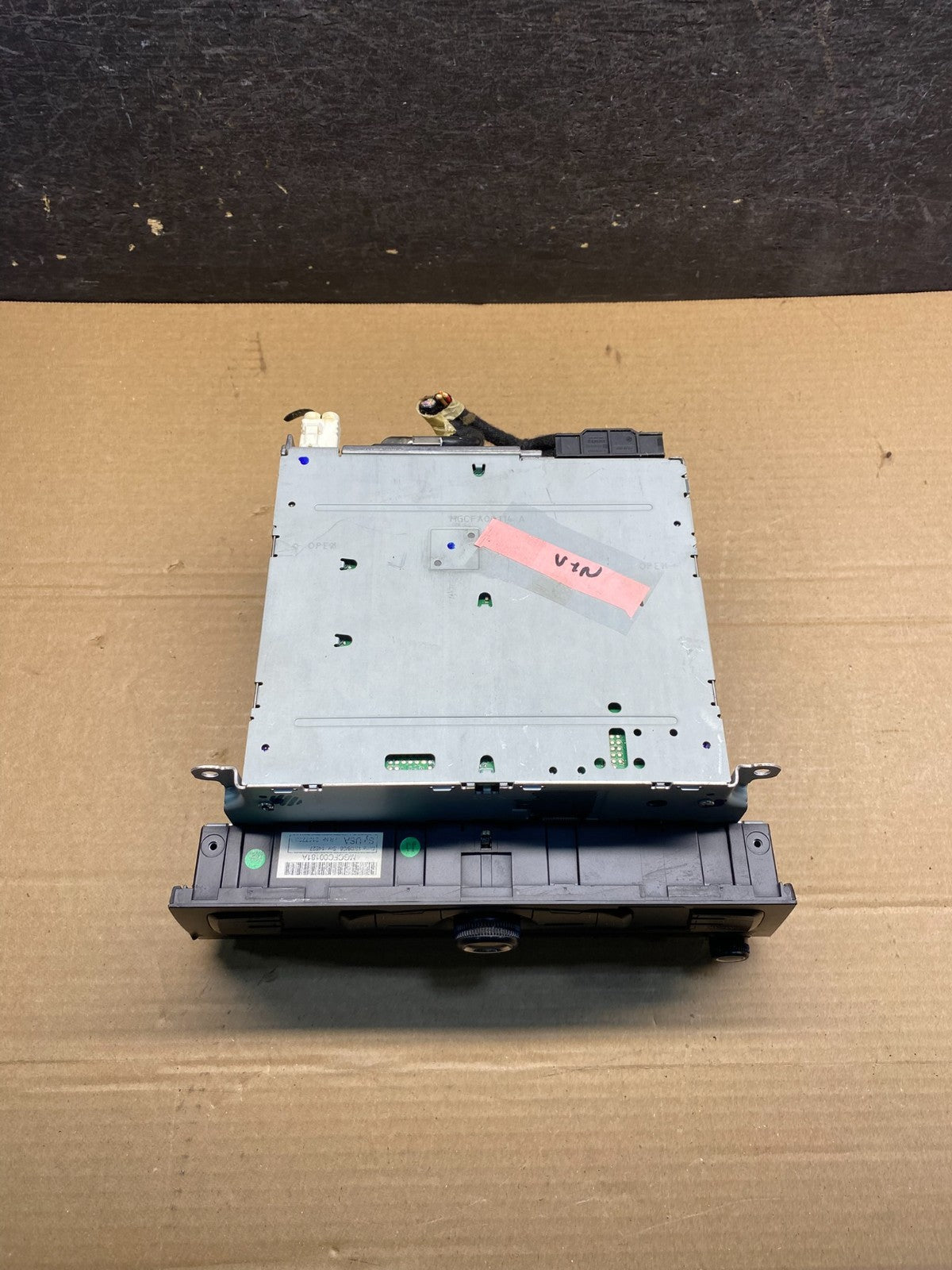 2009-2012 Audi A4 Q5 Receiver Concert Audio Radio AM/FM Cotnrol ai7451 DG4