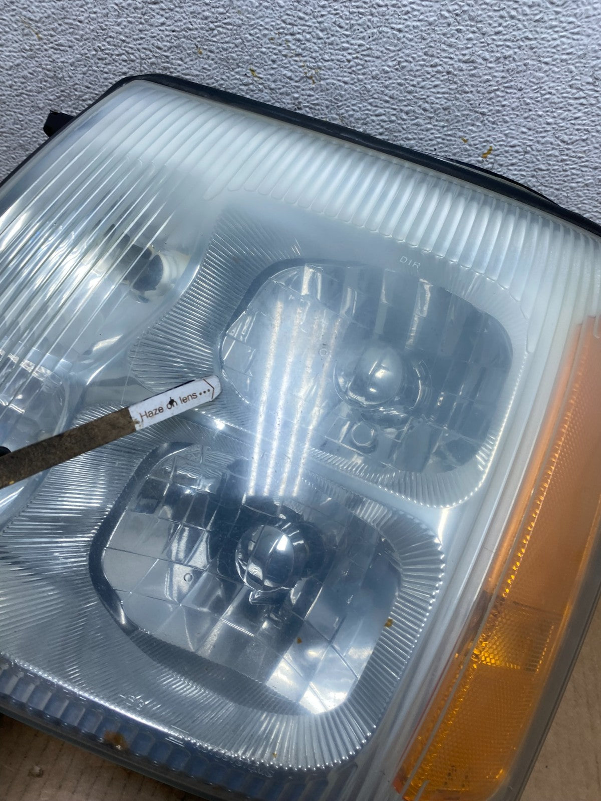 2002 to 2006 Cadillac Escalade Left Driver Lh Xenon HID Headlight AI4460 DW4