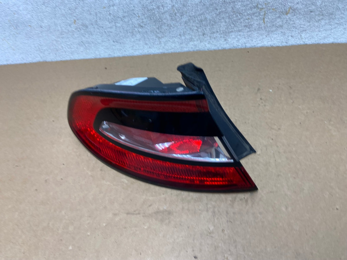 2013 to 2016 Dodge Dart Left Driver Lh Side Tail Light AI2631 LK1