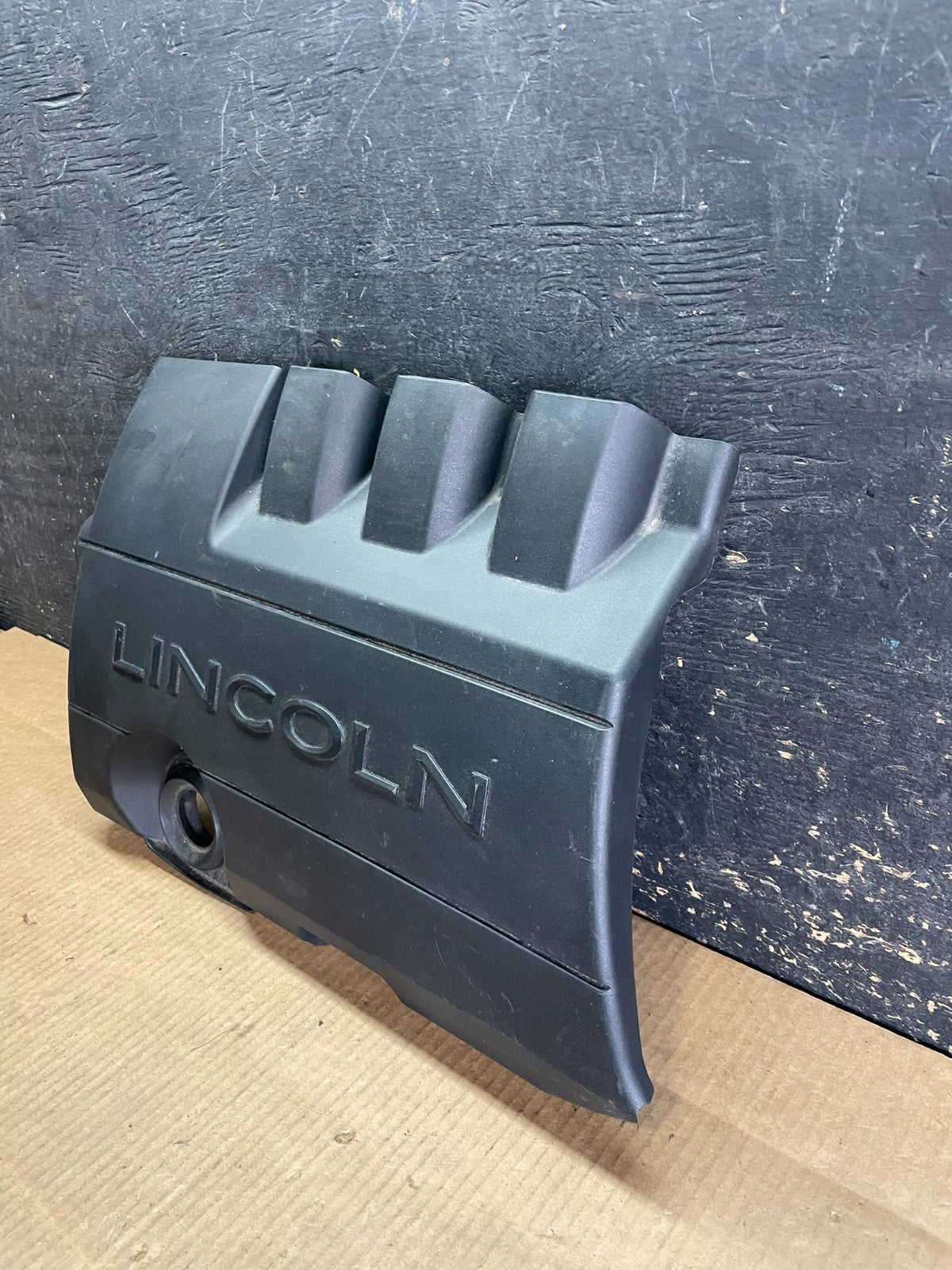 2009 to 2012  Lincoln MKS 3.7L Engine Motor Cover aa9212 DG2