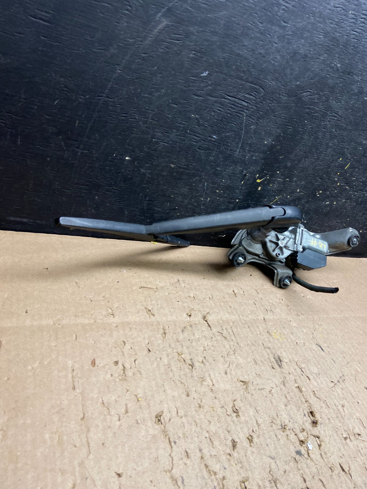 2012 to 2017 Toyota Prius V Rear Wiper Windshield Motor t6227 DG1