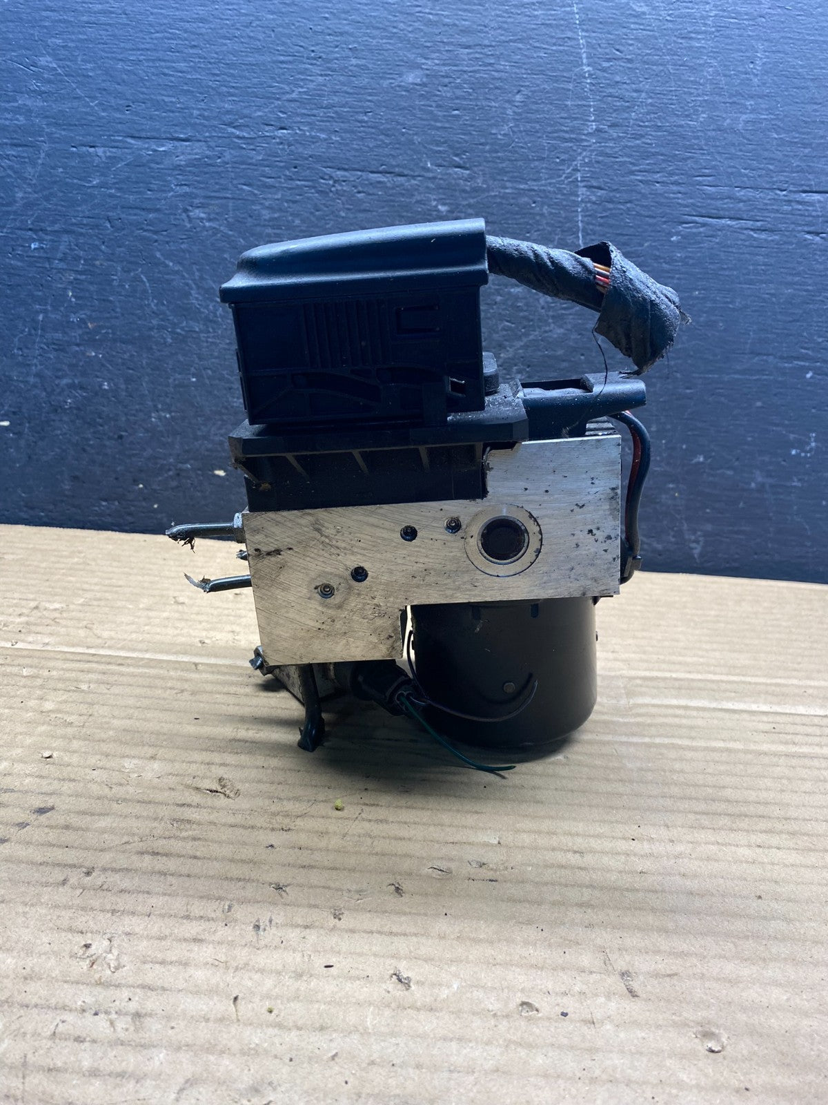 2000-2006 Mercedes W220 S55 CL500 ABS Anti Lock Brake Pump Module AE6246 DW3