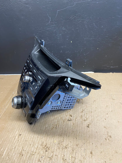2011 to 2013 Honda Odyssey Radio AM/FM Control Panel AB5754 DG2