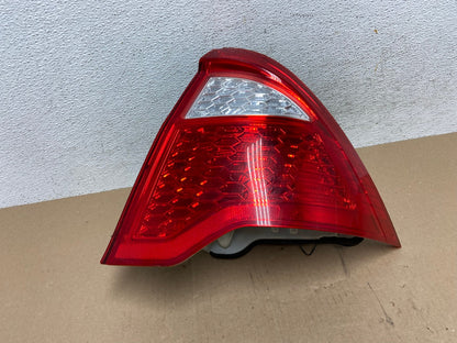 2010 2011 2012 Ford Fusion Right Passenger Side Tail Light AE7189 LK0