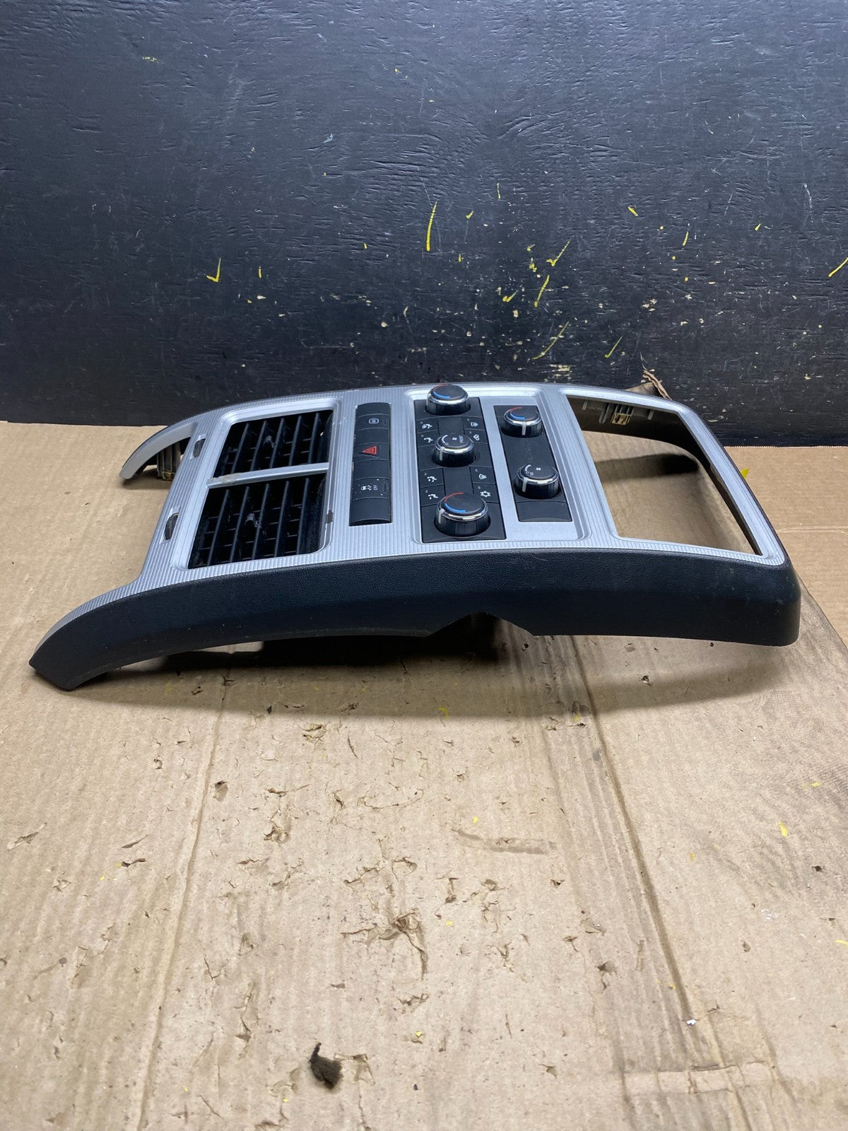 2009 2010 Dodge Journey Center Dash A/C AC Climate Control Bezel Trim X1974 DG5