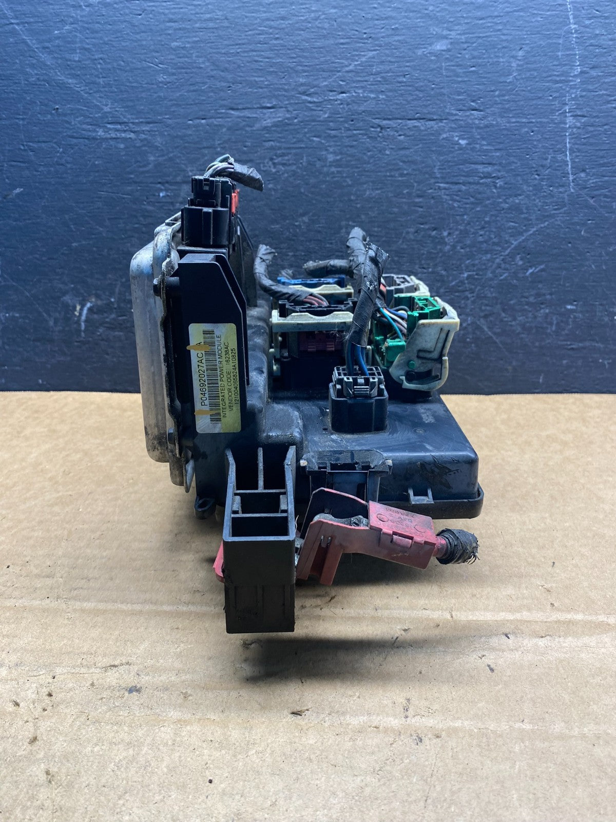 2005 Chrysler 300 Charger Totally Integrated Module Fuse Box ad7362 DG2