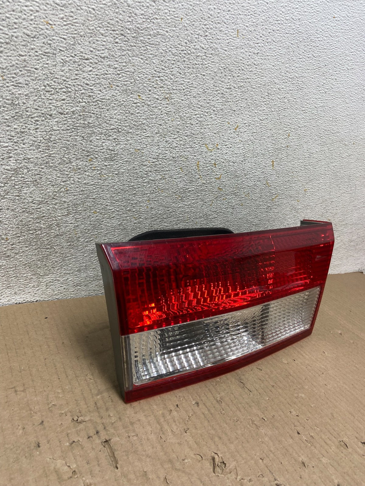 2003-2004 Honda Accord Sedan Left Driver LH Inner Tail Light AI9668 LK2