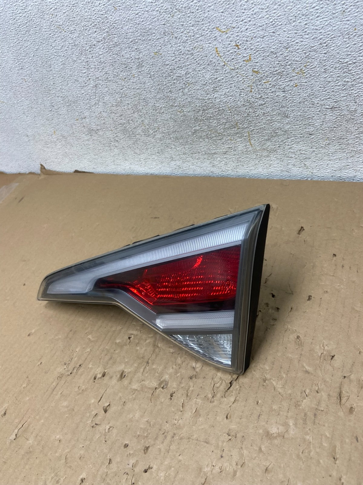 2016 2017 Hyundai Sonata Hybrid Right Passenger Inner Tail Light AH2761 DG2
