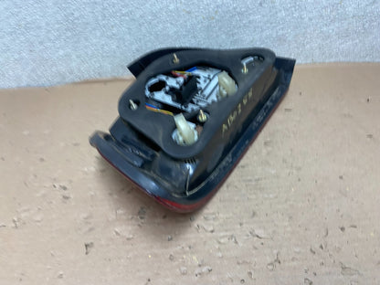 2001- 2003 BMW 5 Series E39 530i Right Passenger Rh Tail Light AB0288 LK6