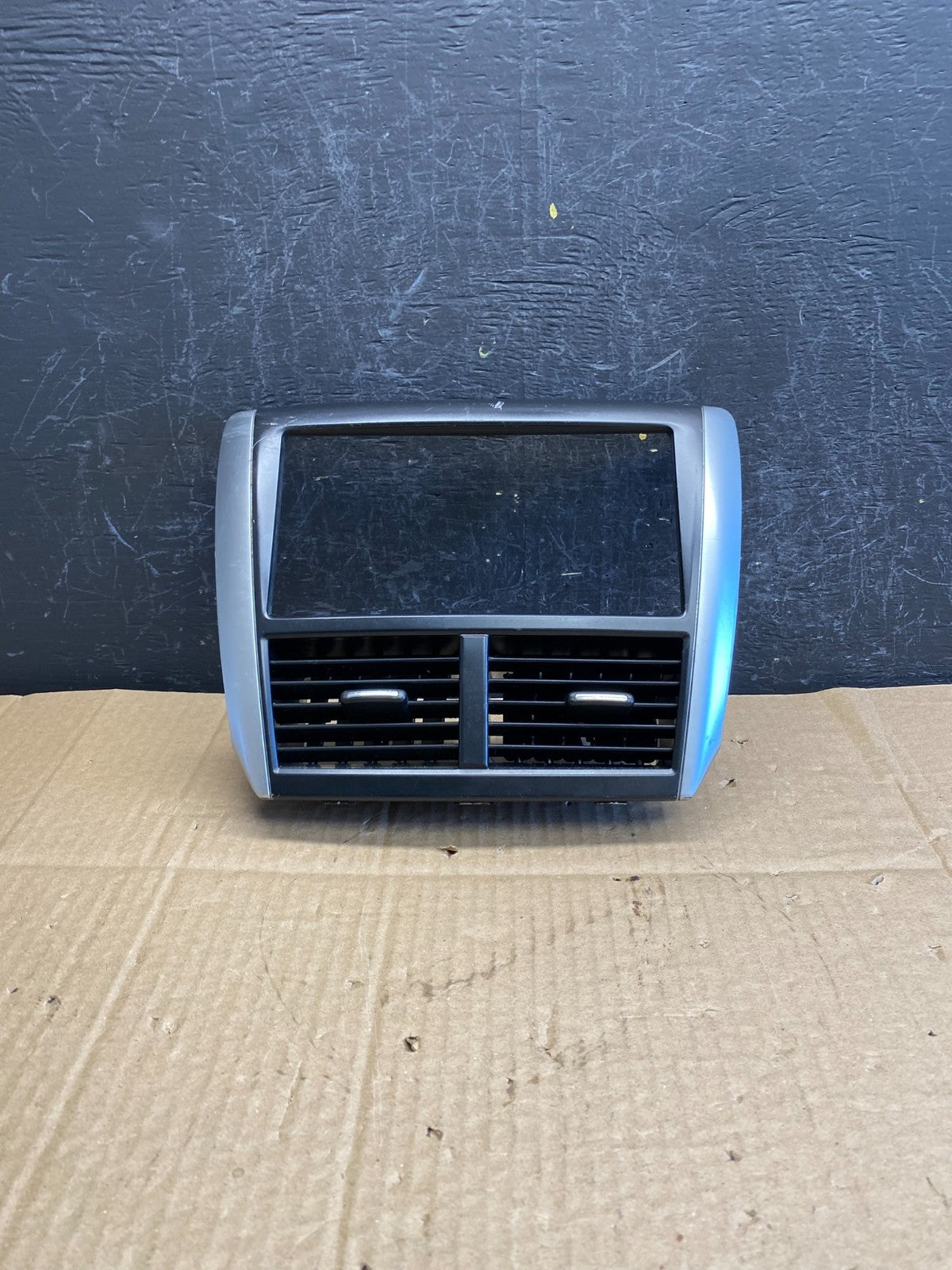 2009 to 2013 Subaru Forester Dash Radio Trim Bezel Center Vent AC9424 DG0
