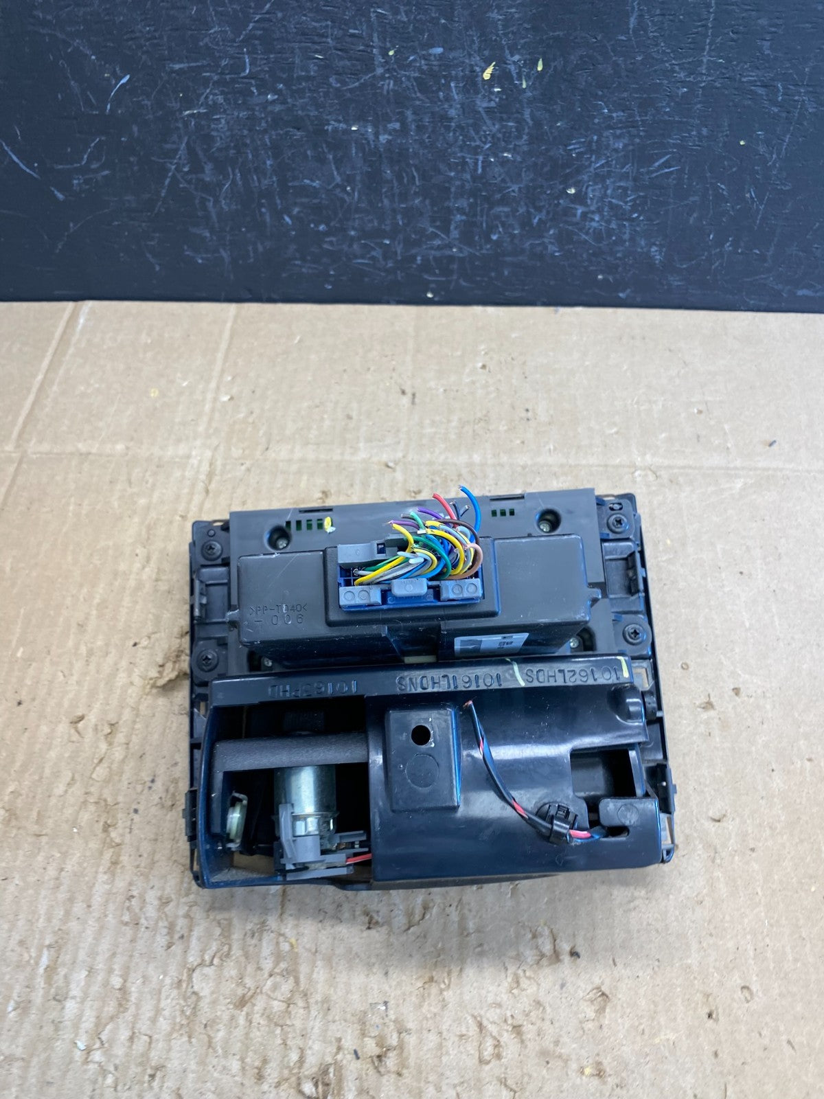 2004 2005 2006 Cadillac SRX AC Heater Climate Control Panel ac4570 DG5