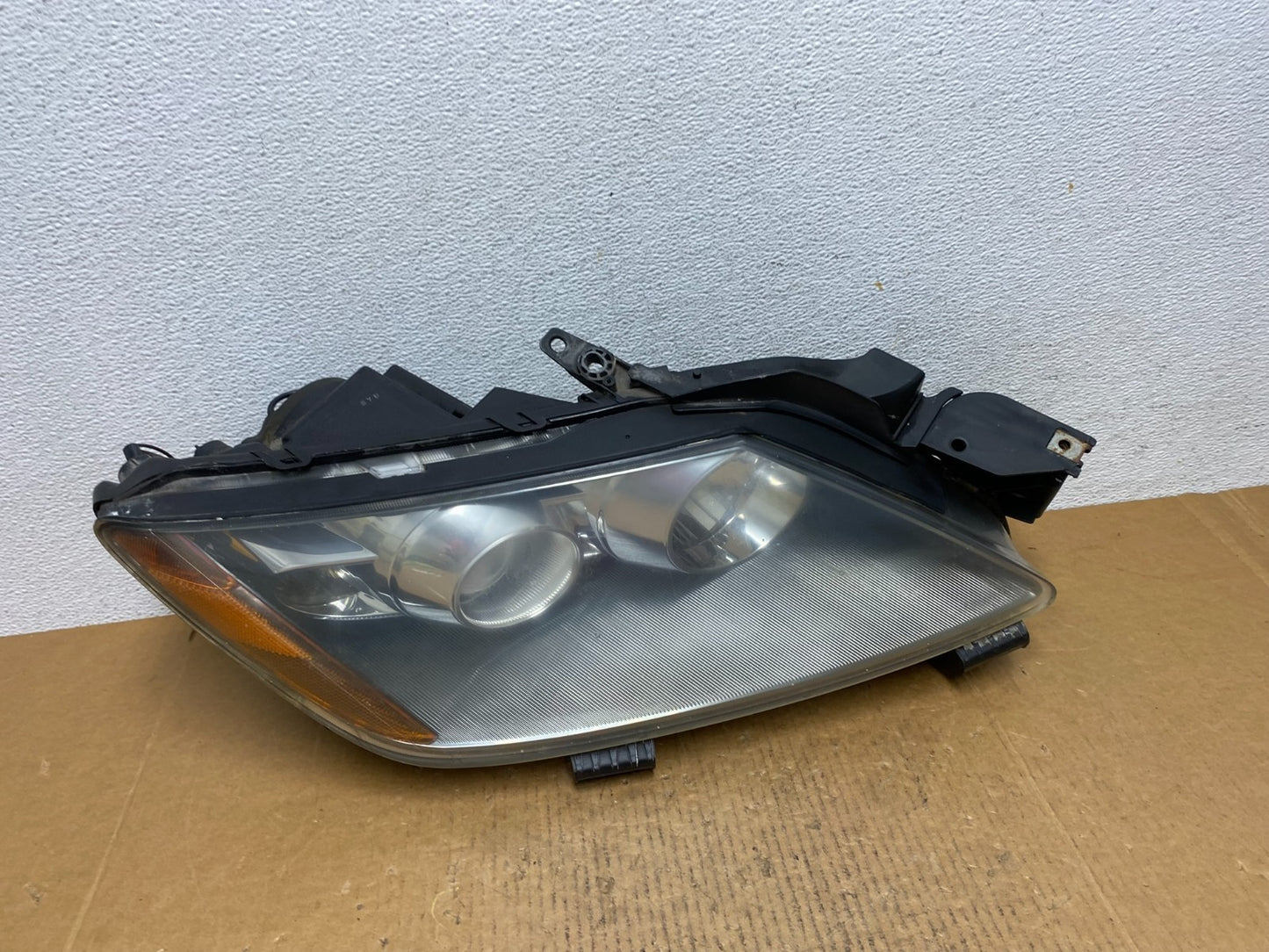 Halogen 2007 to 2009 Mazda CX-7 Right Passenger RH Side Headlight AE0459 DW0