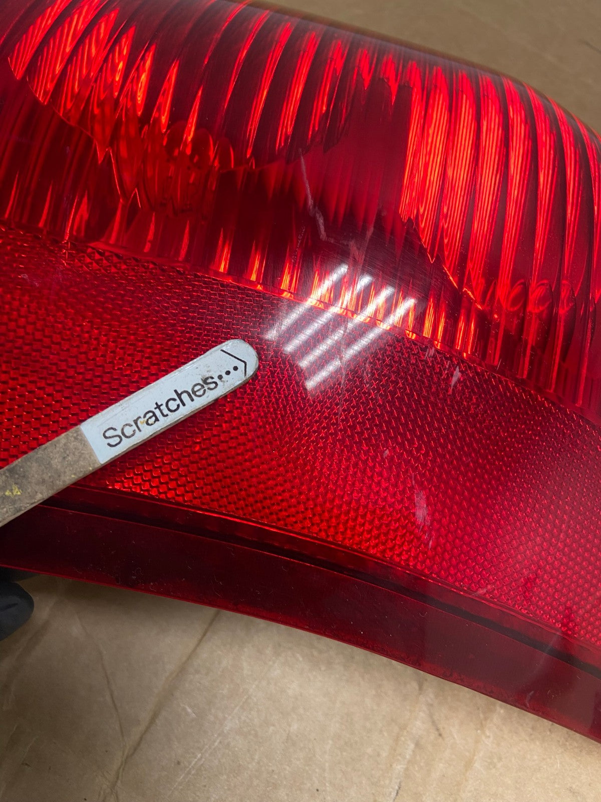 2004 to 2007 Saturn Vue Right Passenger Rh Side Tail Light AD5373 LK3