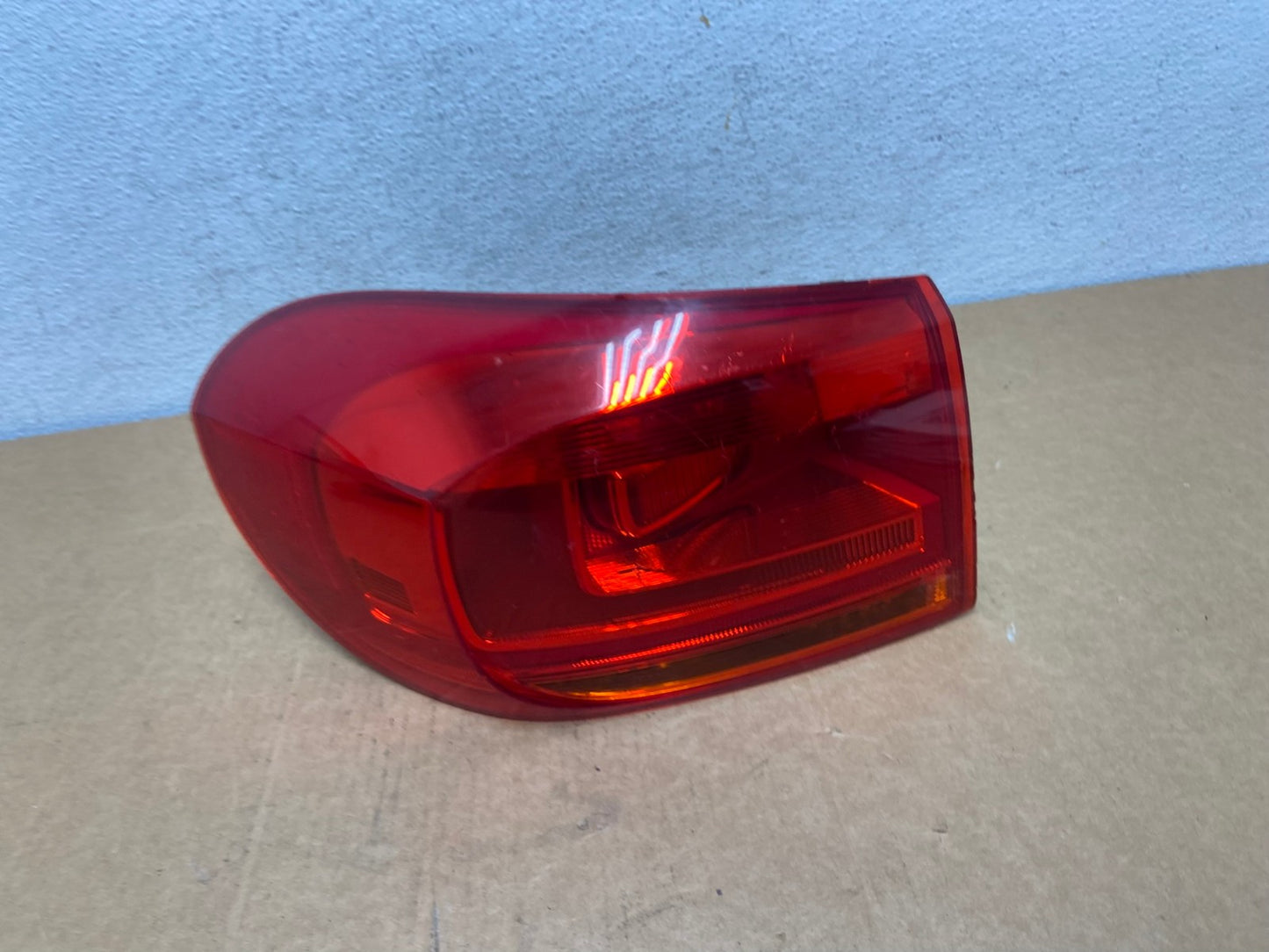 2012-2017 Volkswagen Tiguan Left Driver LH Side Tail Light AD5382 LK0