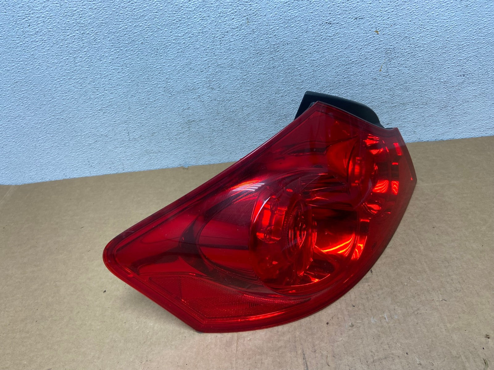 2007 to 2013 Infiniti G35 G37 Sedan Left Driver LH Side Tail Light AD5496 LK2