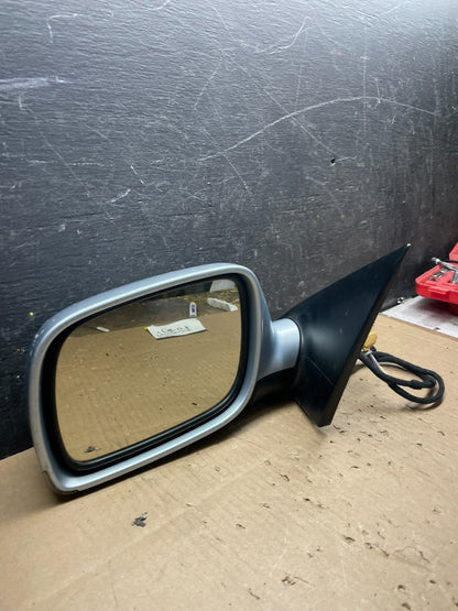 2004 to 2007 Volkswagen Touareg Left Door Power View Door Mirror OEM Q6368 DG10