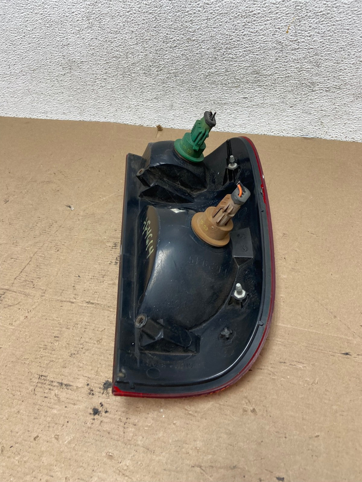 1997 to 2003 Ford F150 F-150 Right Passenger RH Side Tail Light AF4614 LK7