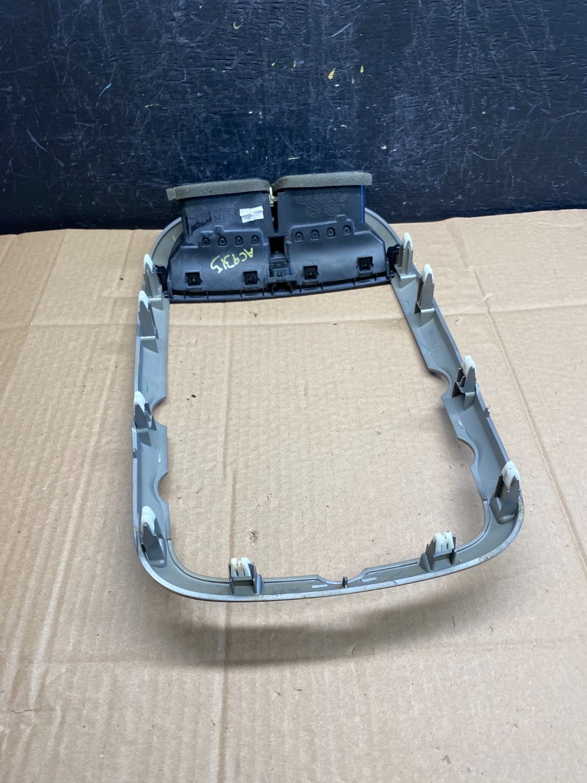 2013-2016 Chevrolet Malibu Center Radio Switch Air Vent Trim Bezel AC9315 DG3