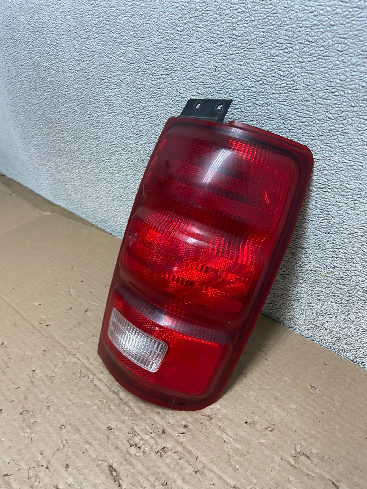 1997 to  2002 Ford Expedition Right Passenger RH  Tail light OEM AB1504 LK1