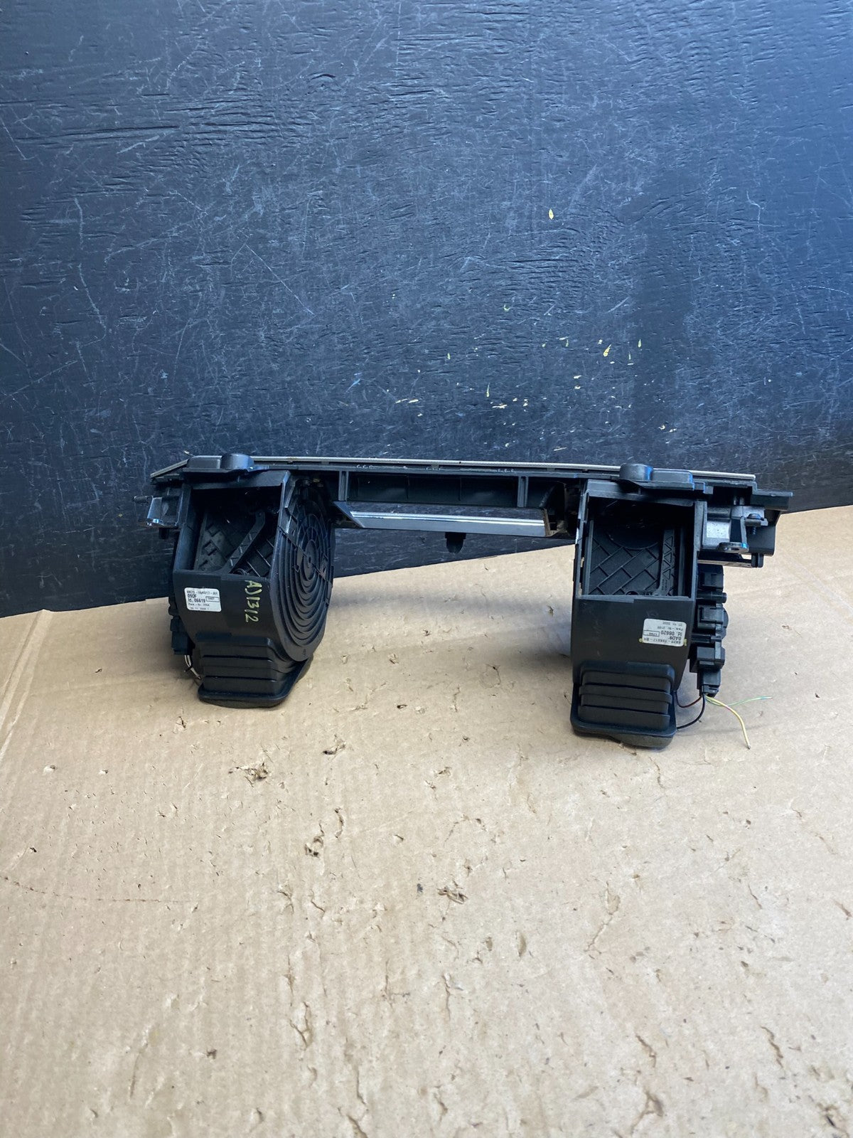 2008 to 2015 Jaguar XF Jaguar XF Center Radio Bezel Dash Air Vent AJ1312 DW2