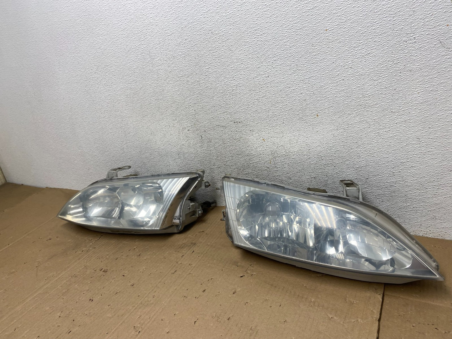 1997-2001 Lexus Es300 Left+Right Headlights Halogen AE9223 DW1