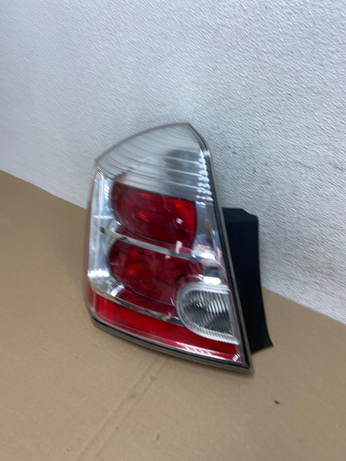 2007 to 2012 Nissan Sentra Left Driver LH Side Tail Light AE9401 LK1