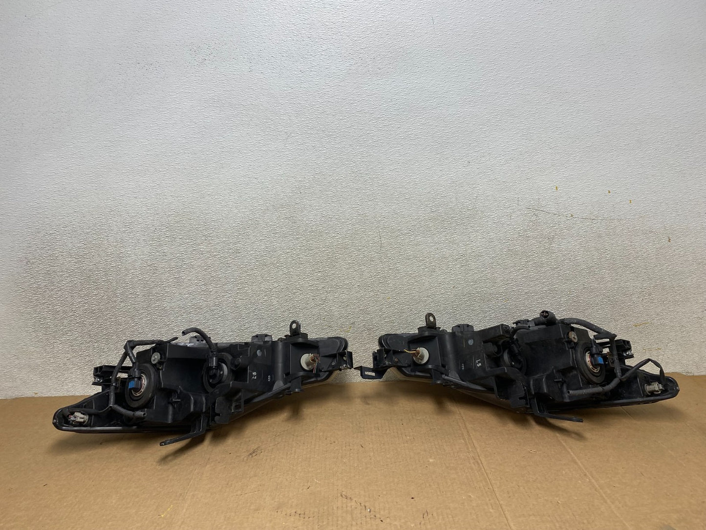 Halogen 2011 2012 2013 2014 Nissan Murano Headlights Left+Right W8398 DW9