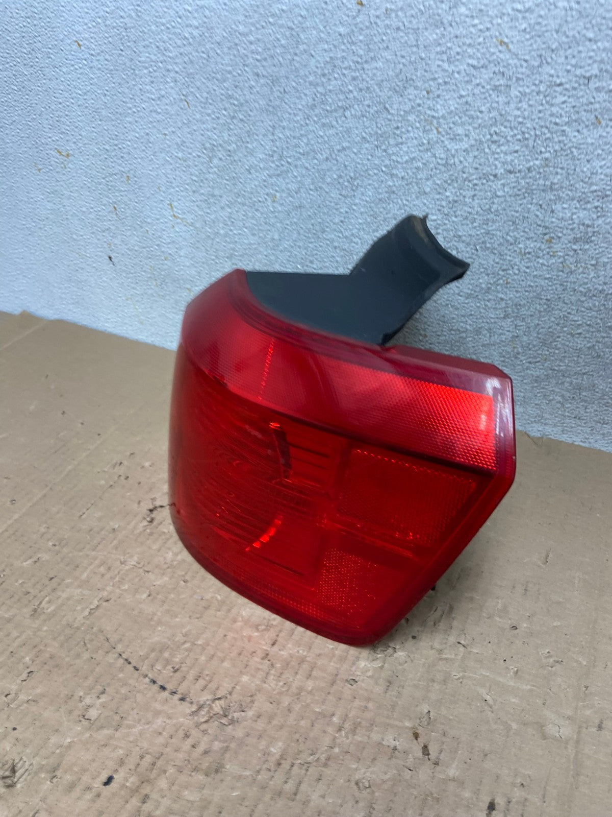 2010 to 2017 GMC Terrain Halogen Right Passenger Rh Side Tail Light AI1336 LK1