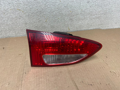 2006 2007 Subaru Tribeca B9 Left Driver Lh Side Tail Light Inner Oem R1418 DW0