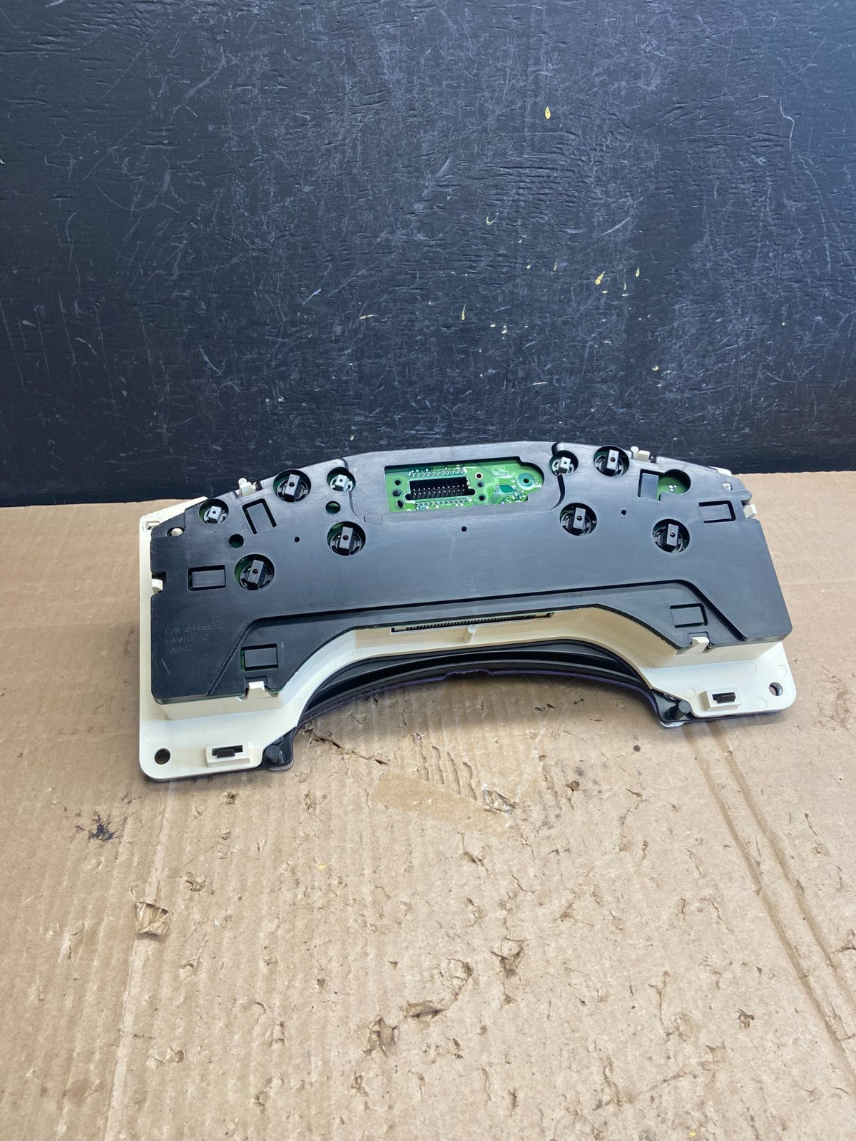 2000 to 2005 Chevrolet Astro Cluster Gauge Speedometer ECM AE2020 DG5