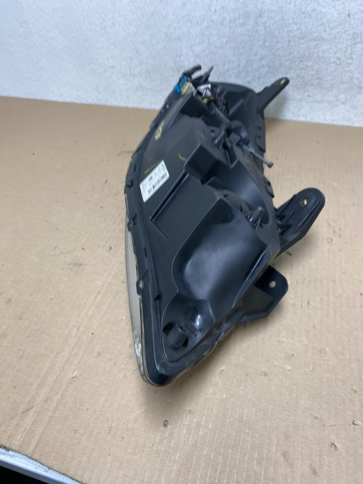 2005 to 2009 Pontiac G6 Headlight Left Driver LH Side Halogen AE7024 DW6