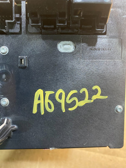 2007 to 2014 Chevrolet GMC Cadillac Radio Navigation Screen Display AG9522 DG7