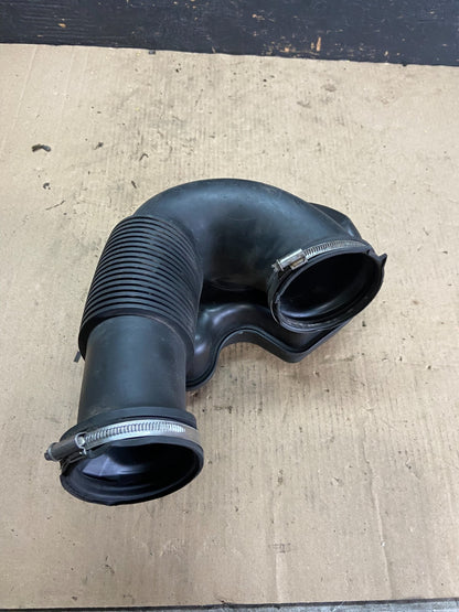 2007 to 2010 BMW X5 Air Intake Cleaner Duct Tube Pipe O0571 DG6