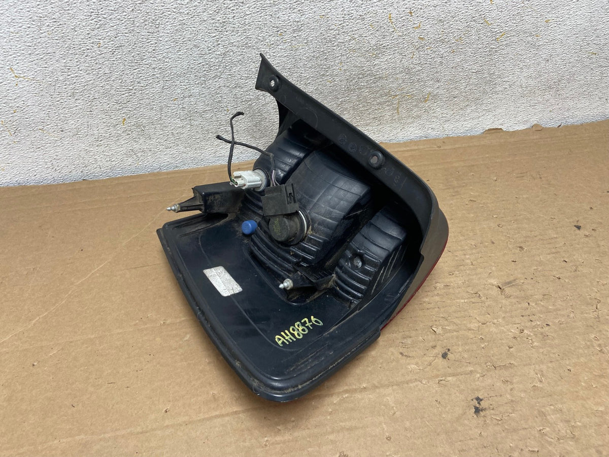 2008 to 2012 Ford Escape Left Driver LH Side Tail Light AH8876 LK4
