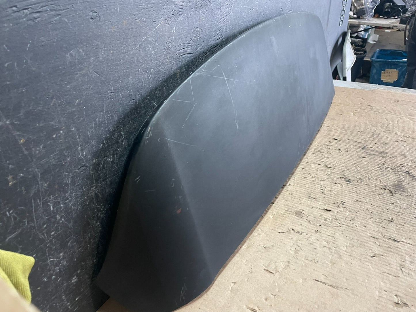 2004-2009 Lexus RX330 RX350  Rear Trunk Tail Gate Lift Gate Spoiler OEM M6167 DG2