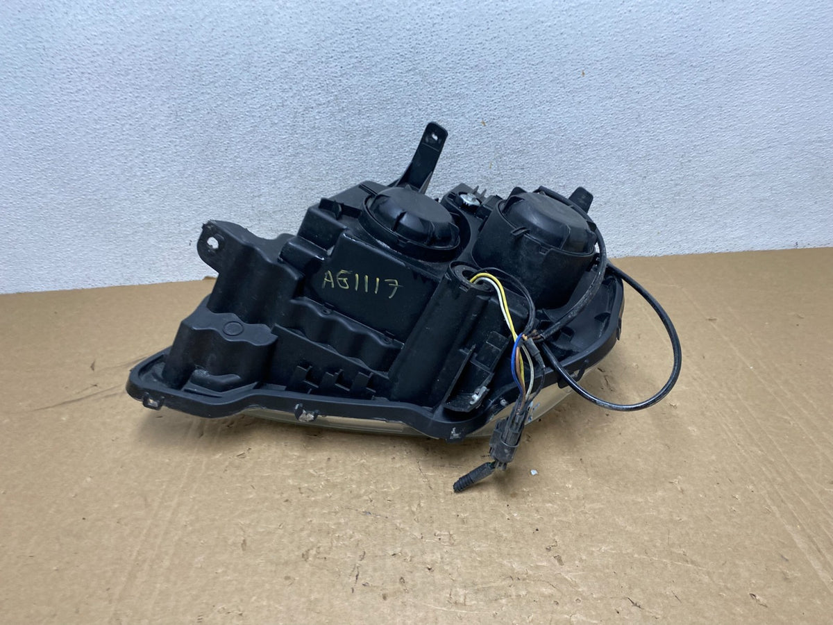 2010 to 2015 GMC Terrain Halogen Passenger Right Rh Side Headlight AG1117 DW8