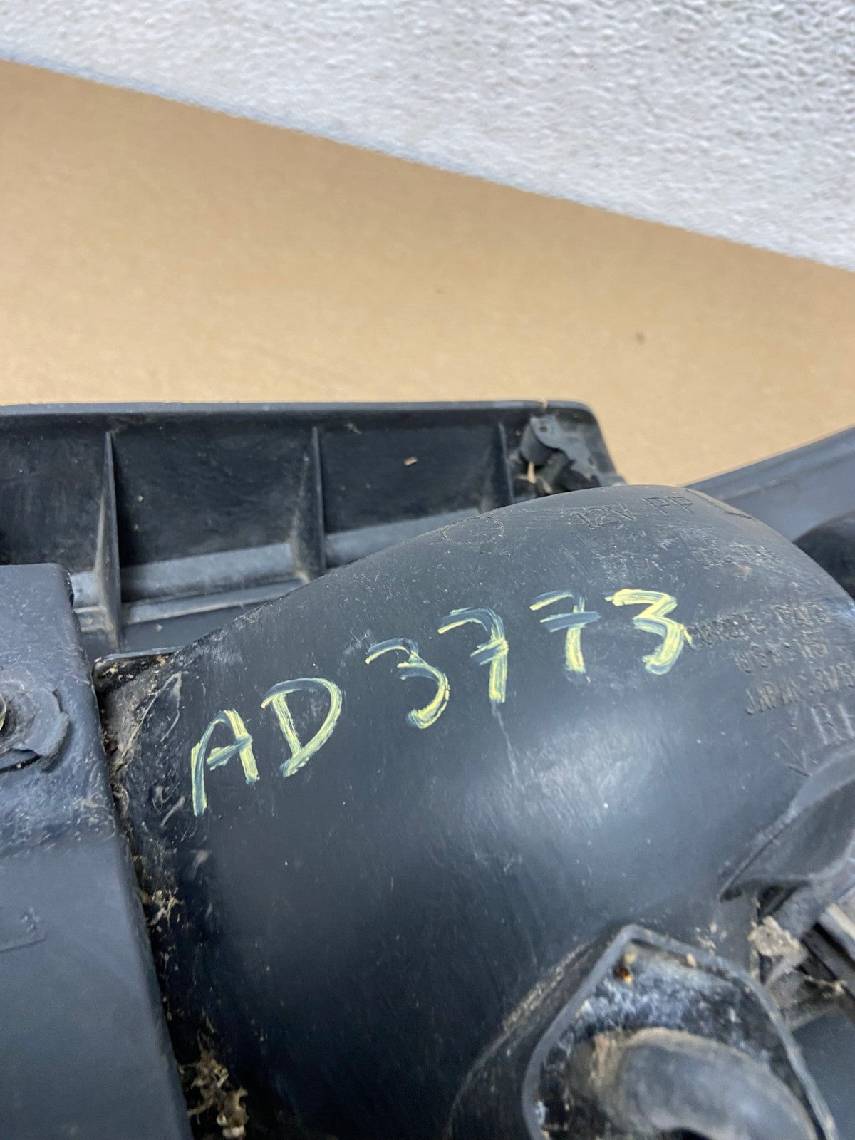 1992 1993 1994 Toyota Camry Left Driver LH Side Tail Light AD3773 LK7